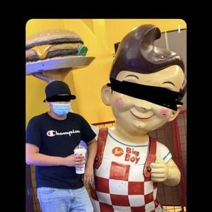 Meet your Posher, Eduardo